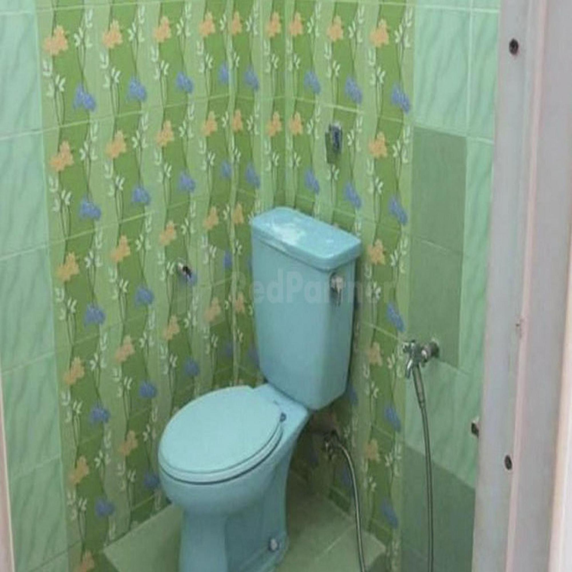 Wisma Pinggir Mitra Reddoorz Tanjung Pinang Exterior foto